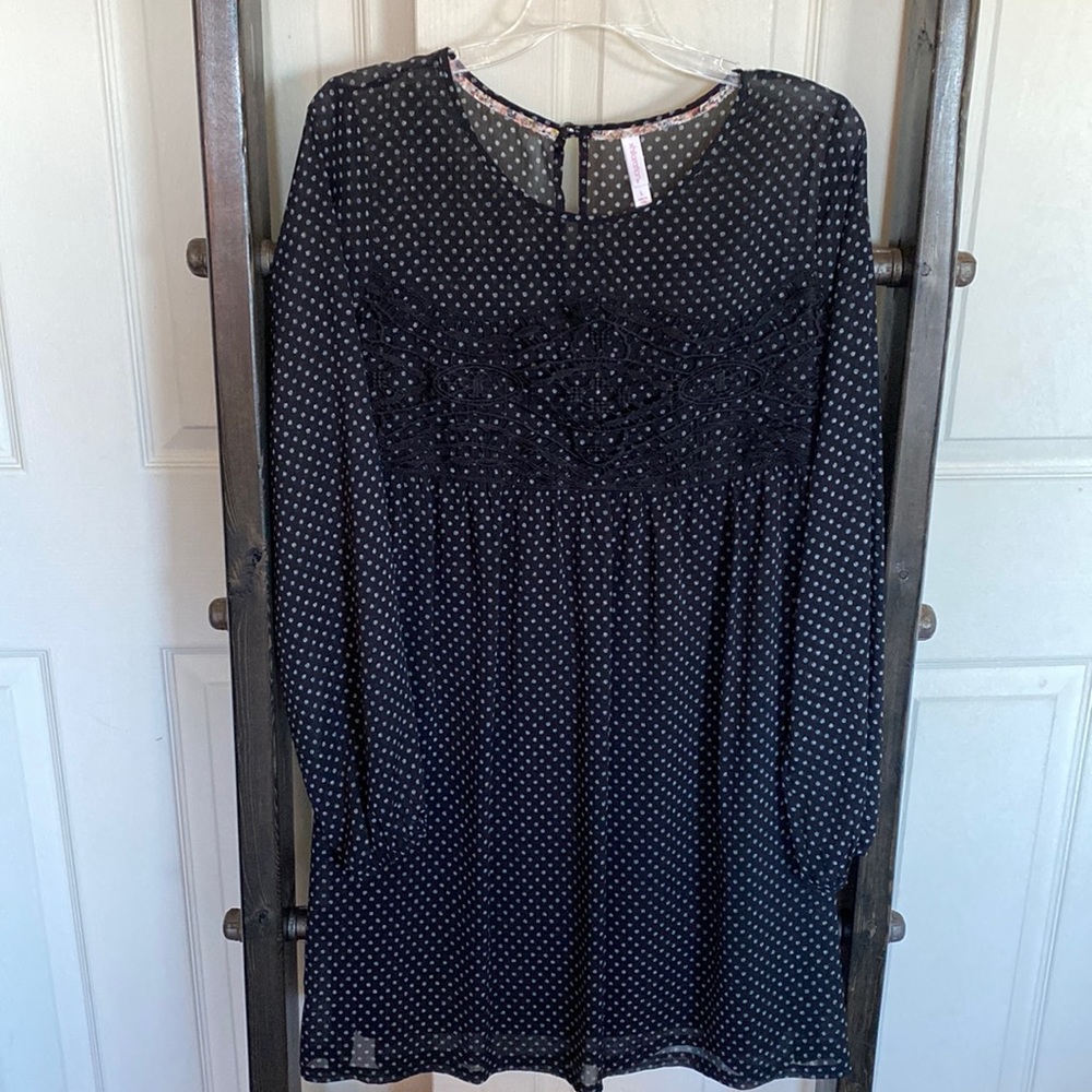 Xhilaration flowy top black with white polka dots size L